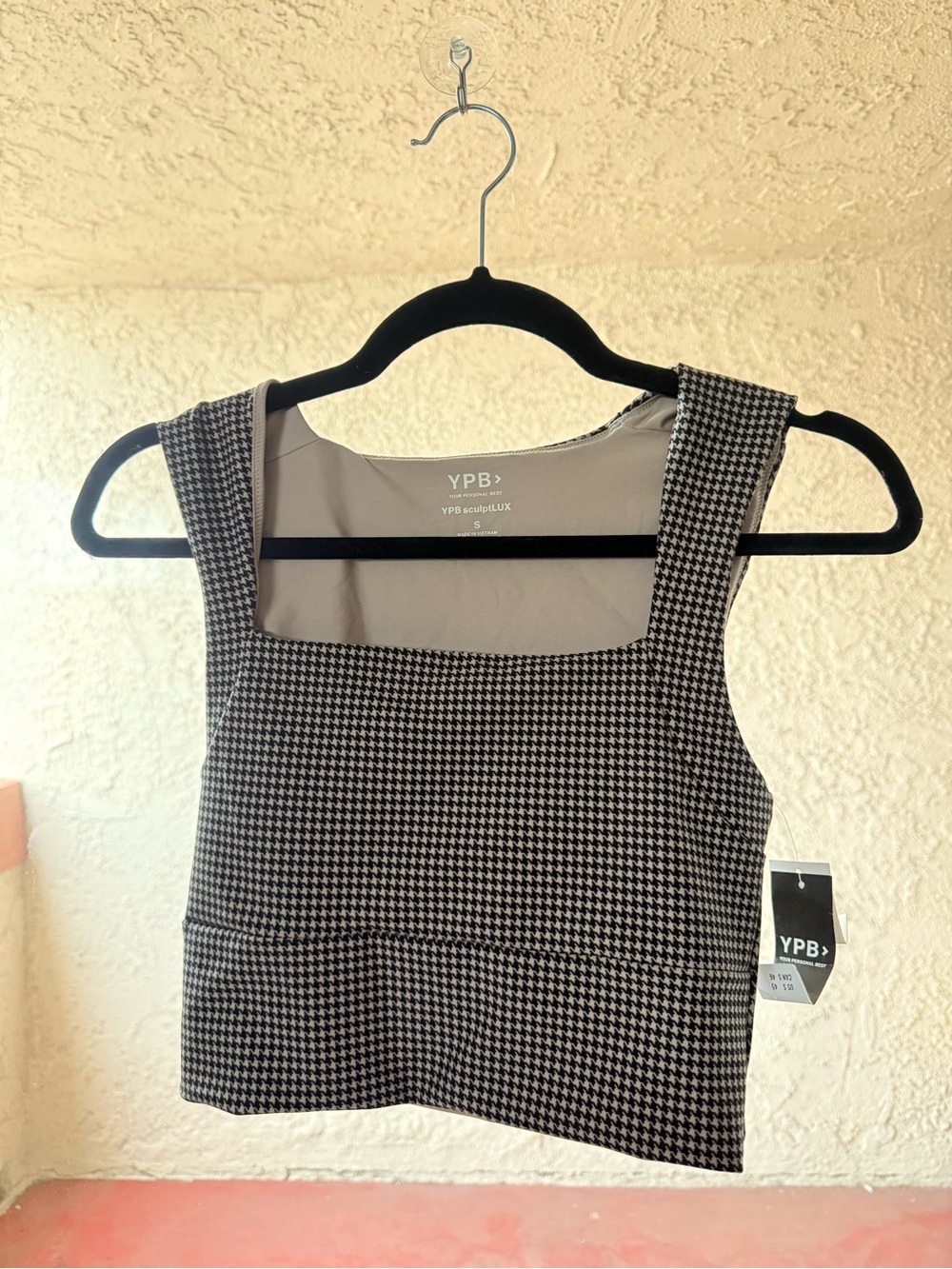 Abercrombie & Fitch Black and White Houndstooth Crop Top